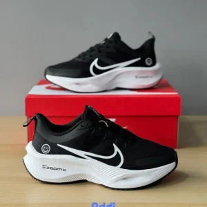 Nike ZoomX Blanco/Negro